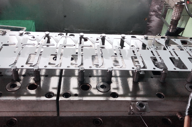 Progressive Dies and Precision Molds