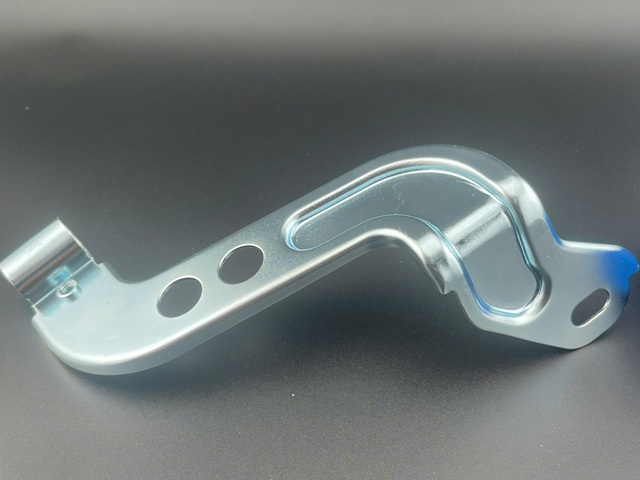 Fixing bracket