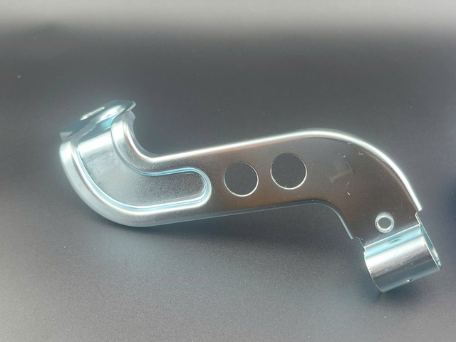 Fixing bracket